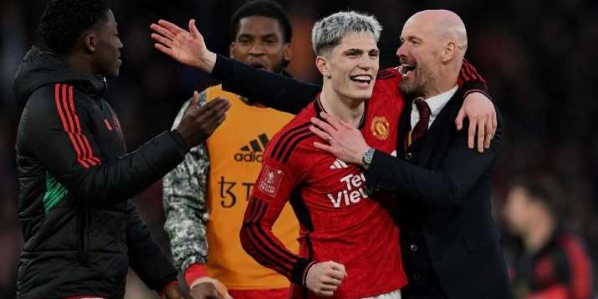 Erik ten Hag hopes Liverpool win is Manchester United ‘moment’